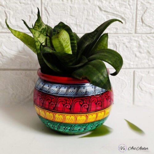 Hand Painted Pattachitra Pot - Single