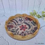 Textile Design Mango Wood Scalloped Tray – 12 Inches - Image 2